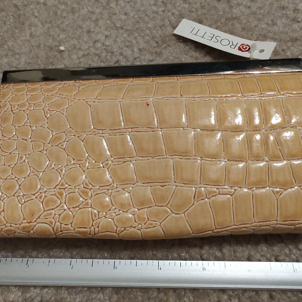 Wallet - Picture 3 of 5